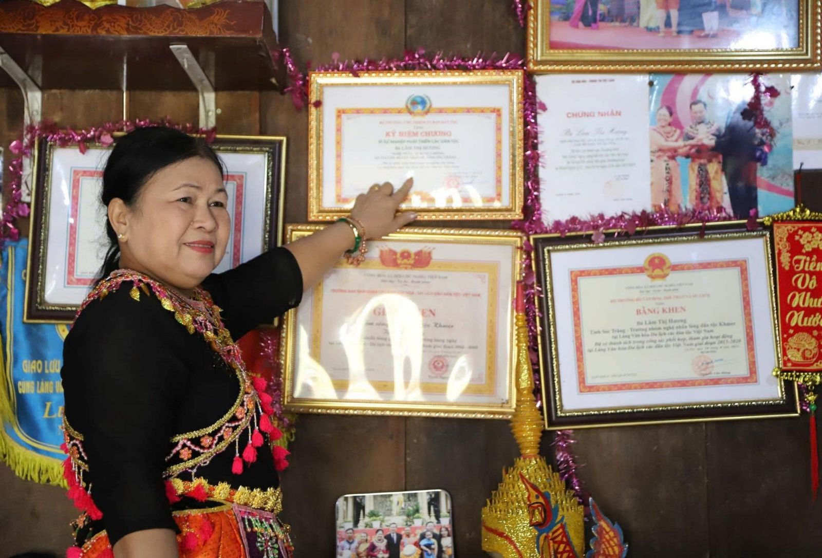 Nghệ nhân ưu tú Lâm Thị Hương: Hơn nửa thế kỷ giữ gìn nghệ thuật Rô Băm Khmer