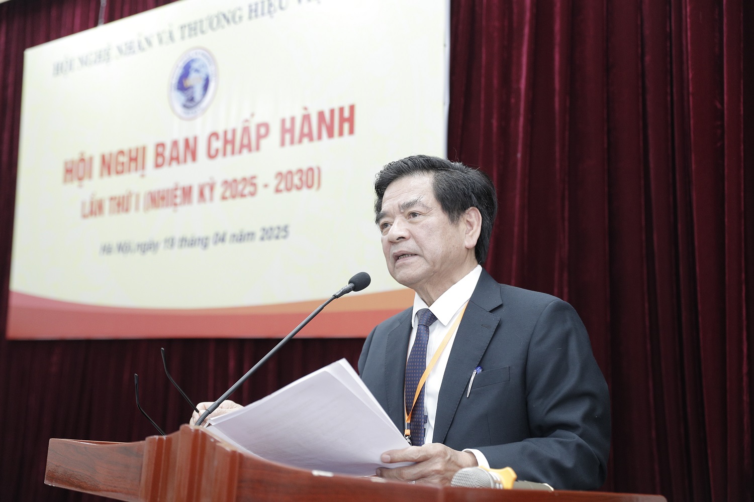 Tiến sĩ Lê Ngọc Dũng tái đắc cử Chủ tịch Hội Nghệ nhân và Thương hiệu Việt Nam